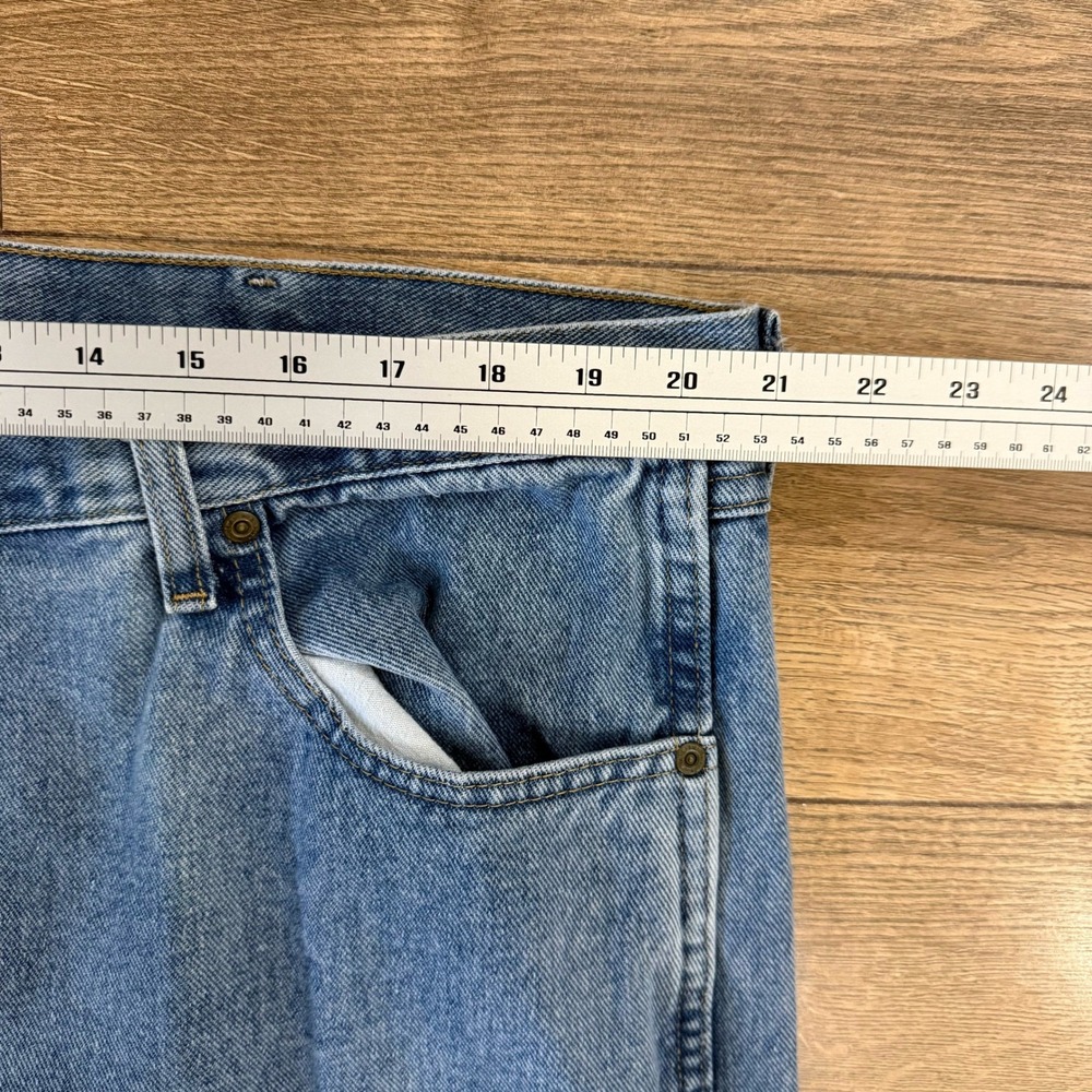 Wrangler Rugged Wear Jeans Mens 42x30 Light Wash Denim Pants Casual - Picture 5 of 7